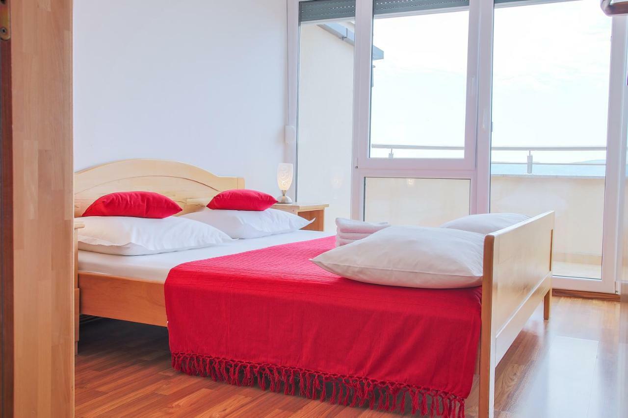 Larus-M Apartments Мимице Экстерьер фото