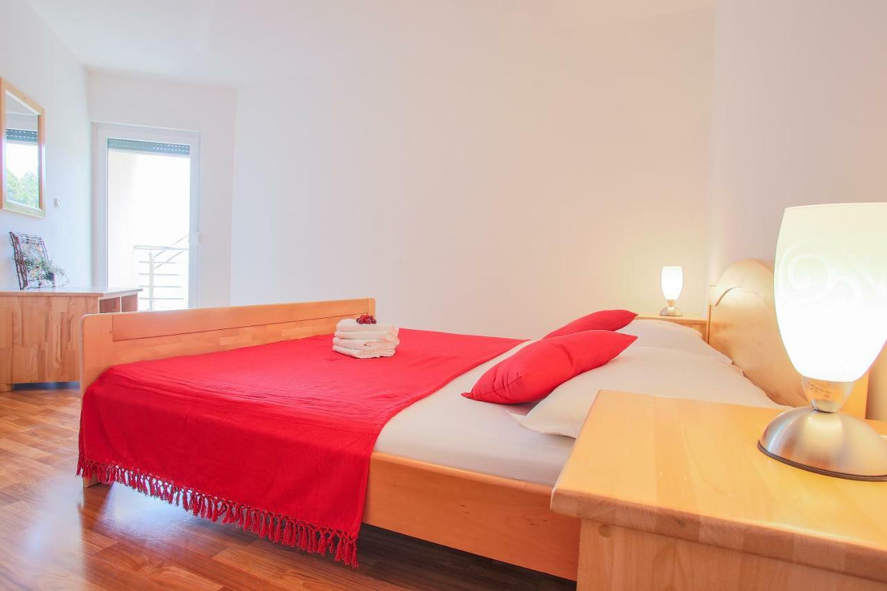 Larus-M Apartments Мимице Экстерьер фото